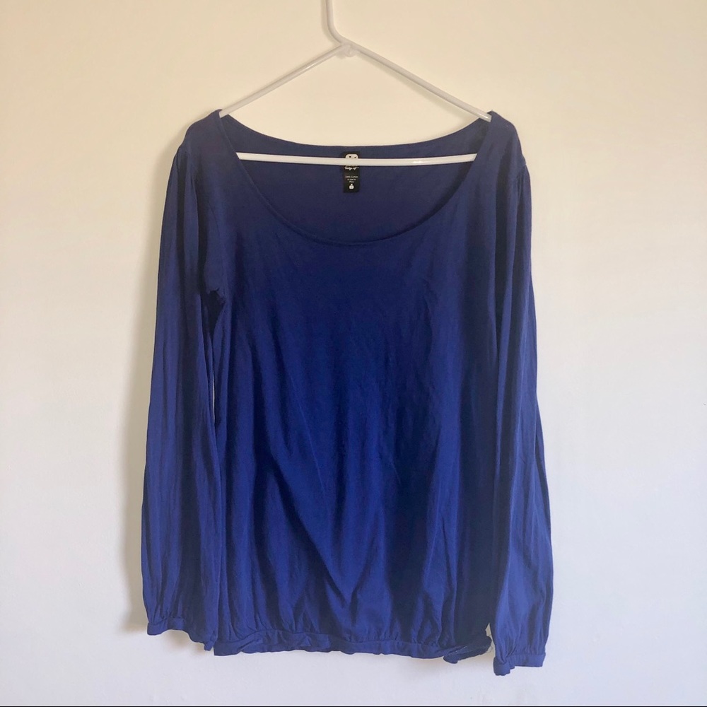 💕 3 for $25 💕 Cute blue/purple top - alternative